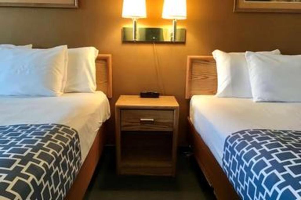 Travelodge By Wyndham Powell Ngoại thất bức ảnh