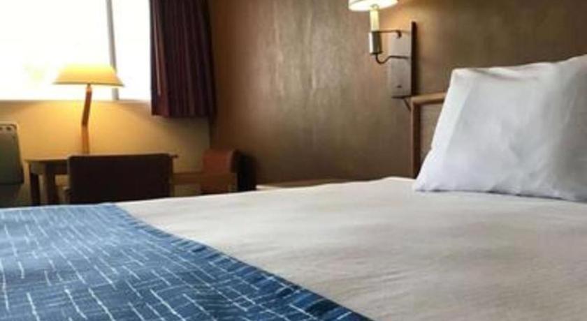 Travelodge By Wyndham Powell Ngoại thất bức ảnh